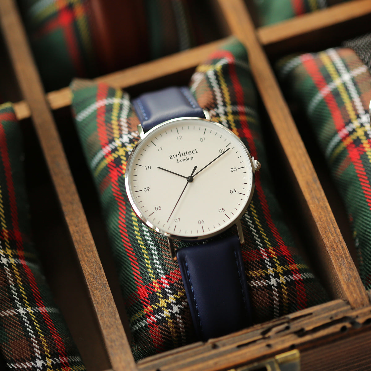 Personalised Men’s Architect Zephyr Watch – Custom Engraving