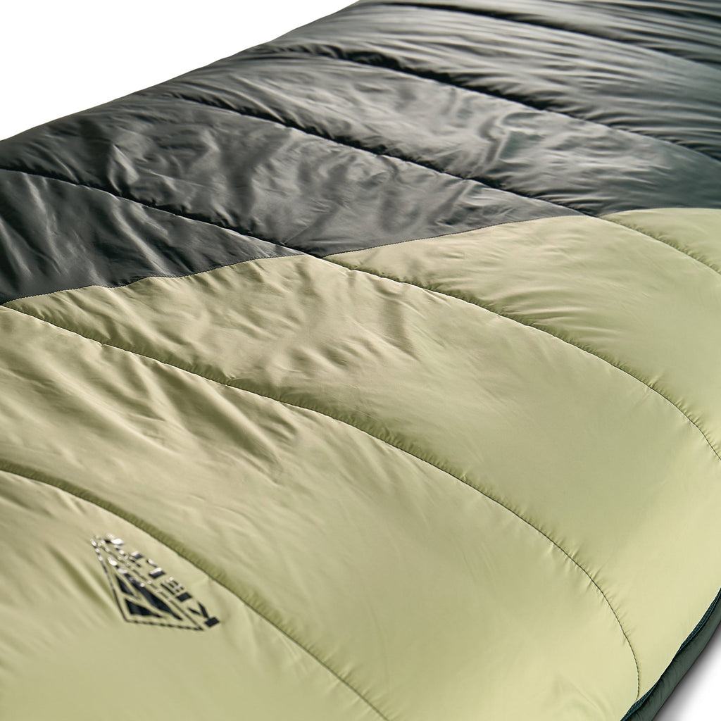 Kelty Women's Cosmic Synthetic 20°F (-7°C) Sleeping Bag - Regular - Green Gables/Laurel Green