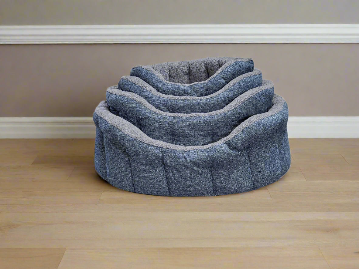 Country Dog Premium Orkney Tweed Fleece-Lined Bolster Dog Bed