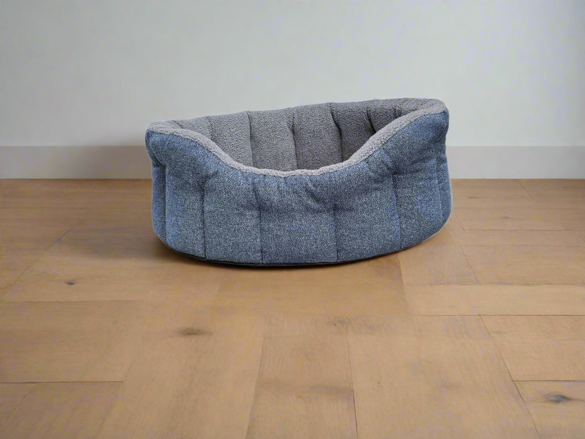 Country Dog Premium Orkney Tweed Fleece-Lined Bolster Dog Bed