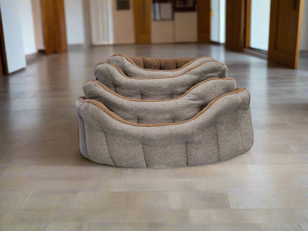 Country Dog Premium Orkney Tweed Fleece-Lined Bolster Dog Bed