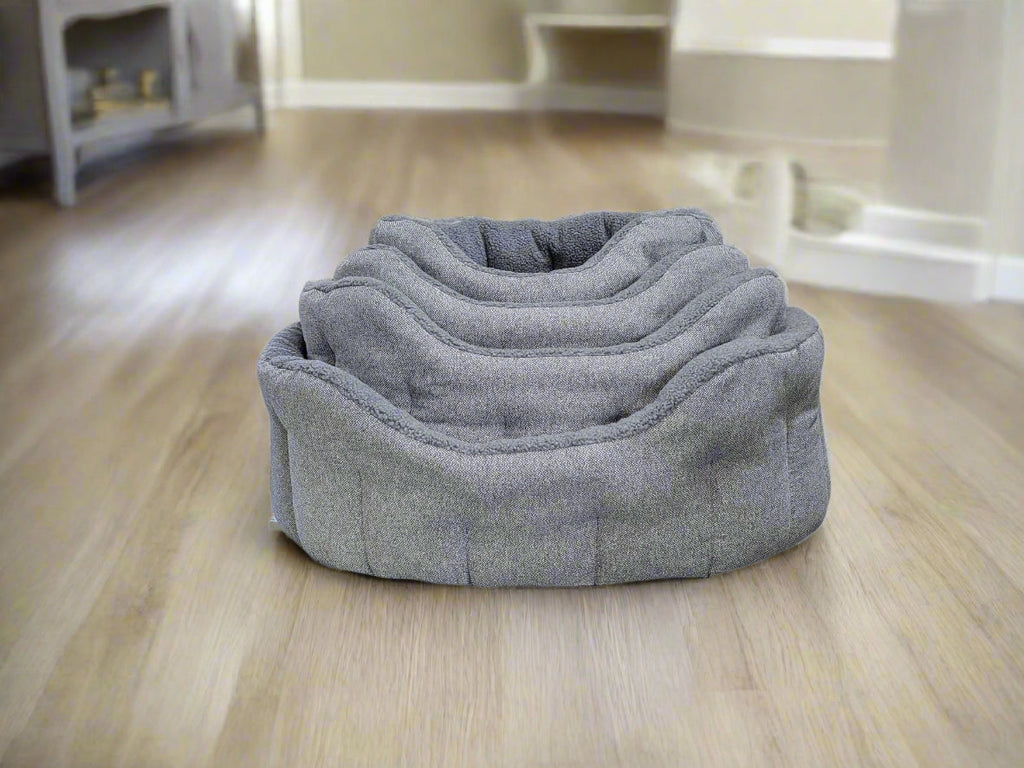 Country Dog Premium Orkney Tweed Fleece-Lined Bolster Dog Bed