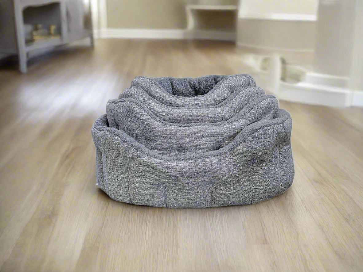 Country Dog Premium Orkney Tweed Fleece-Lined Bolster Dog Bed