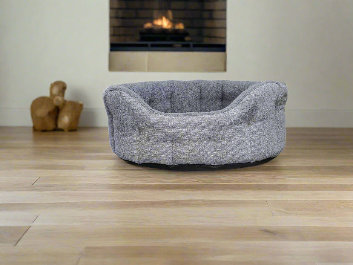 Country Dog Premium Orkney Tweed Fleece-Lined Bolster Dog Bed