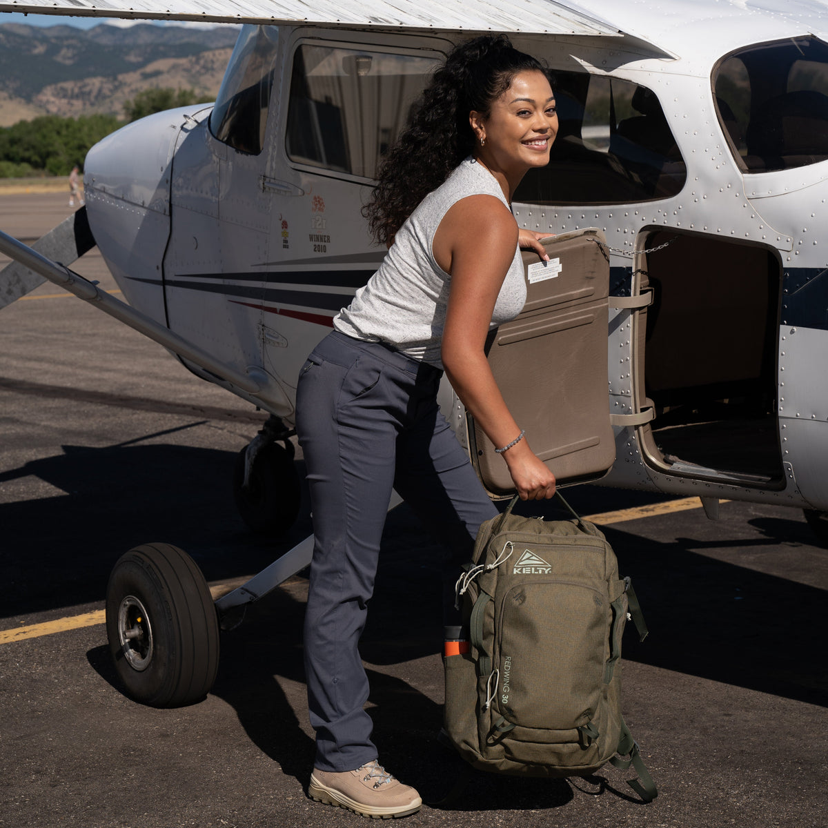 Kelty Redwing Traveller 40L Backpack - Burnt Olive