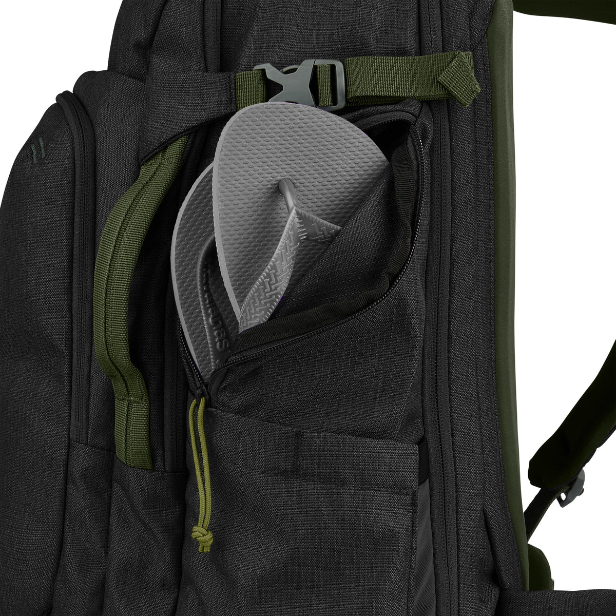 Kelty Redwing Traveller 30L Backpack - Black