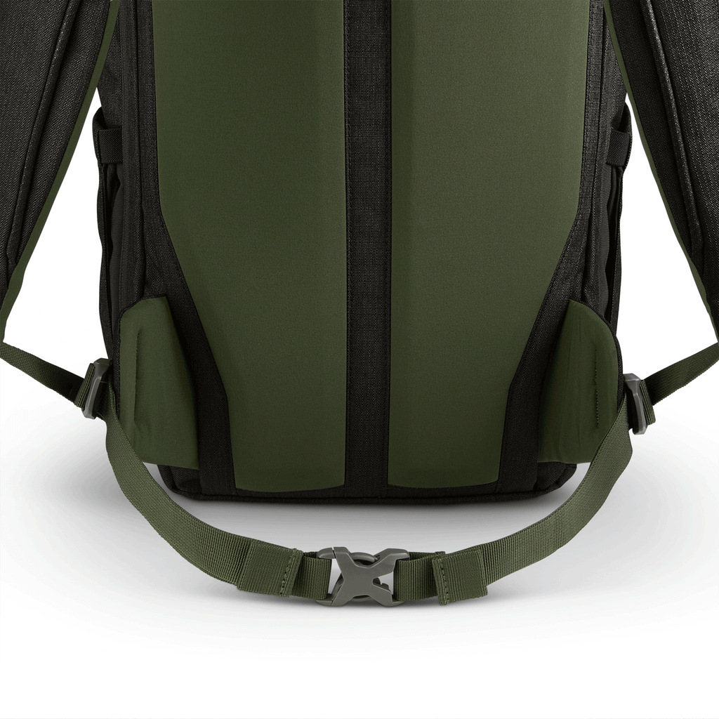 Kelty Redwing Traveller 30L Backpack - Black