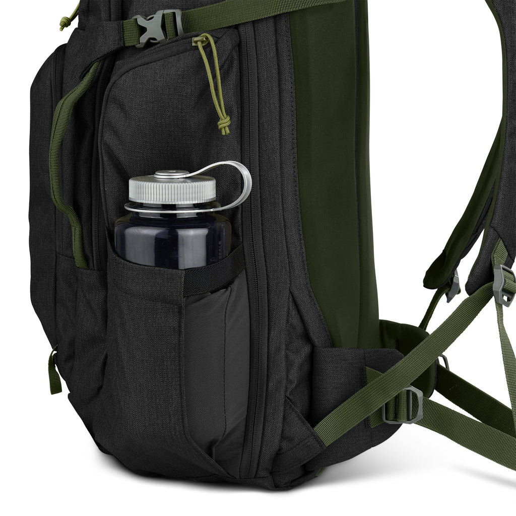 Kelty Redwing Traveller 30L Backpack - Black
