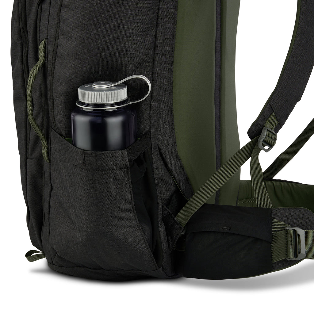 Kelty Redwing Traveller 40L Backpack - Black